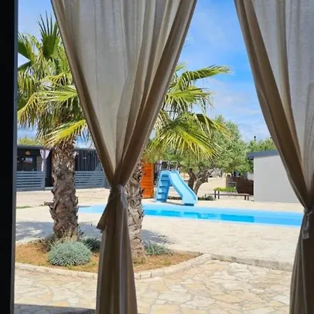 Sak Mobile Holiday home *
